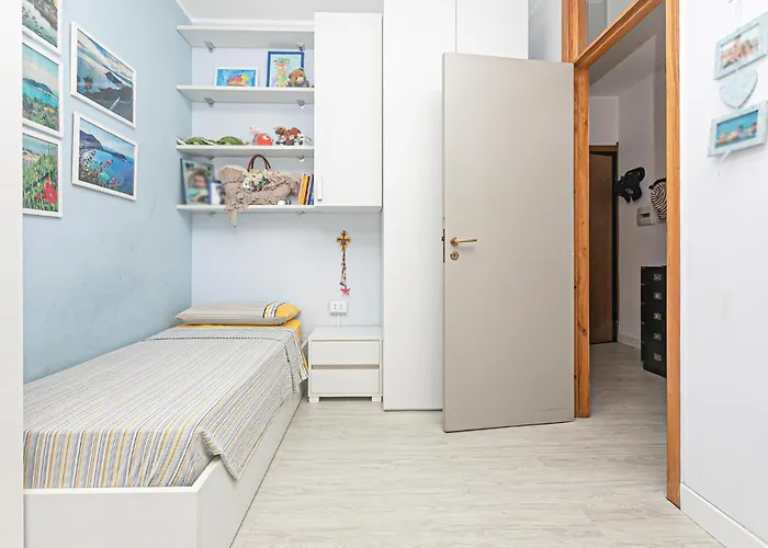 One Bedroom Cozy In *