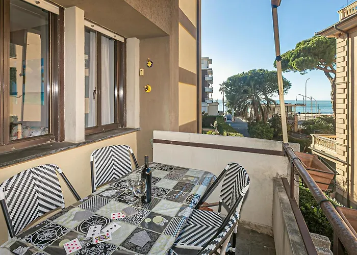 One Bedroom Cozy In Apartmán Sestri Levante