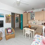 One Bedroom Cozy In Appartement Sestri Levante