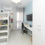 One Bedroom Cozy In *