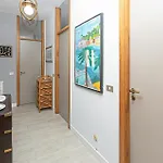 One Bedroom Cozy In Appartement